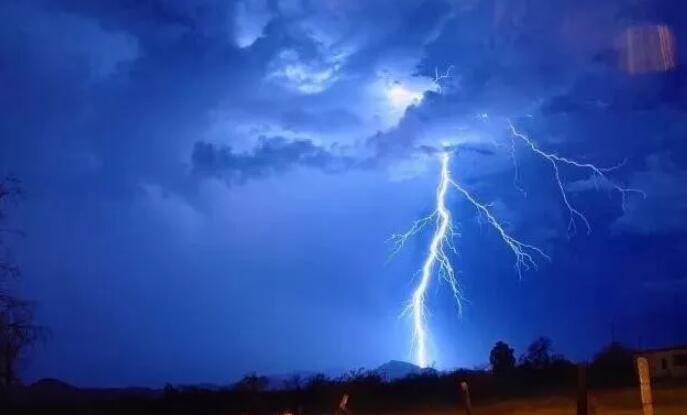 梅雨來臨了，光伏電站應該如何預防雷擊