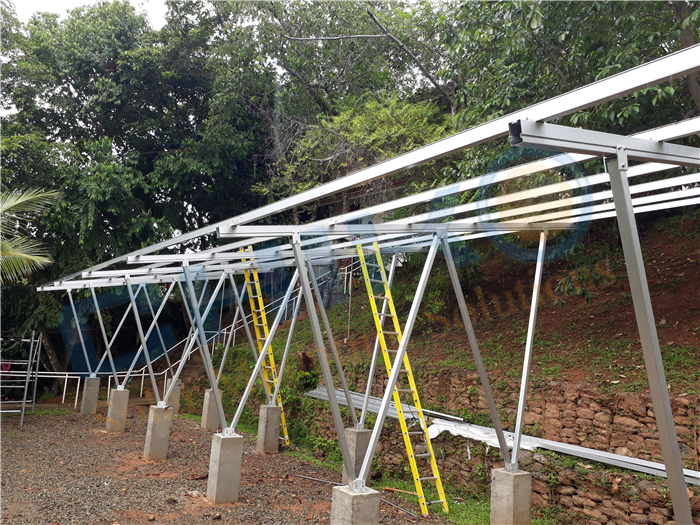  哥斯達黎加40KW小型光伏電站 -- 晨科太陽能地面車棚光伏支架系統